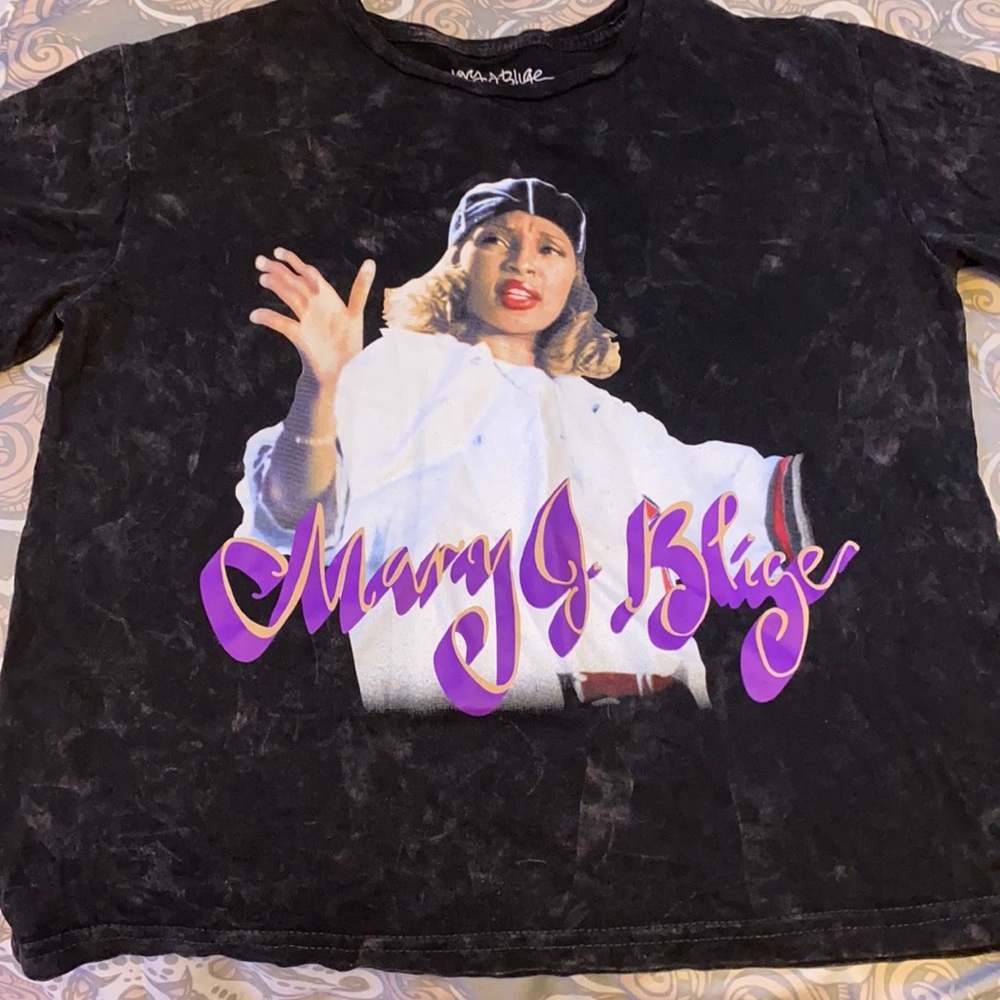 Mary J. Blige Graphic Tee